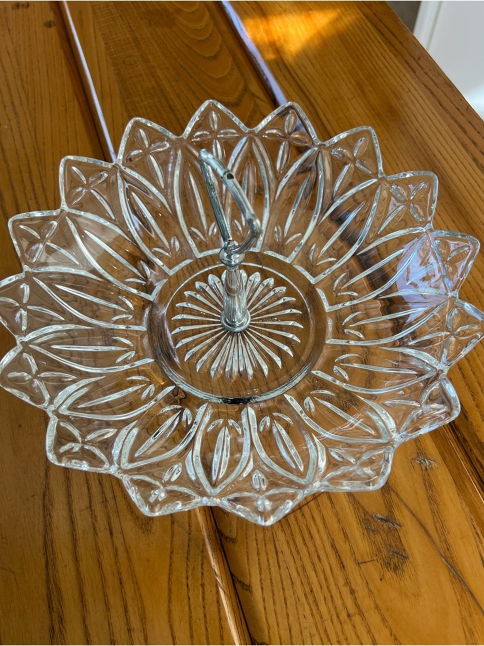 Clear Glass Decorative Two-Tier Handle Serving Dish - Picture 4 of 11